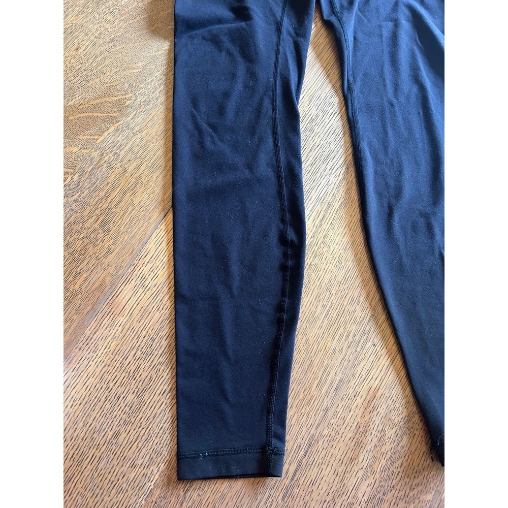 Lululemon Women's Leggings – Size 8 – Black - Picture 4 of 10